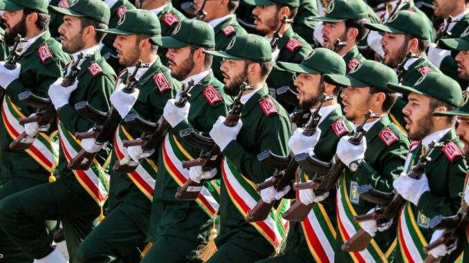 الحرس الثوري الإيراني.. التوجه العقائدي في مواجهة التكنولوجيا