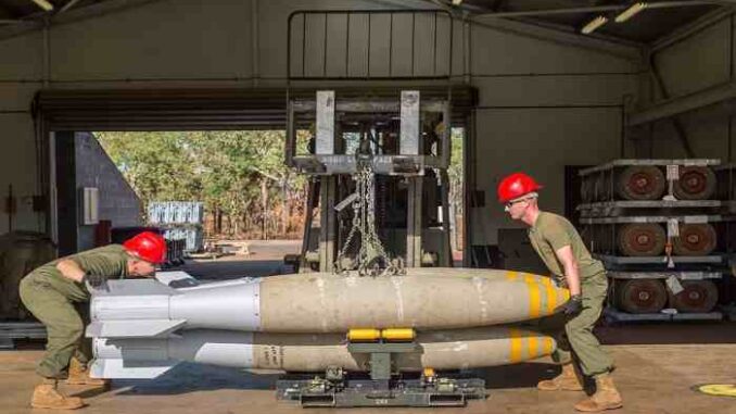 القنابل الخرسانية “الأسمنتية” وصياغة مفاهيم منع الضرر الجانبي