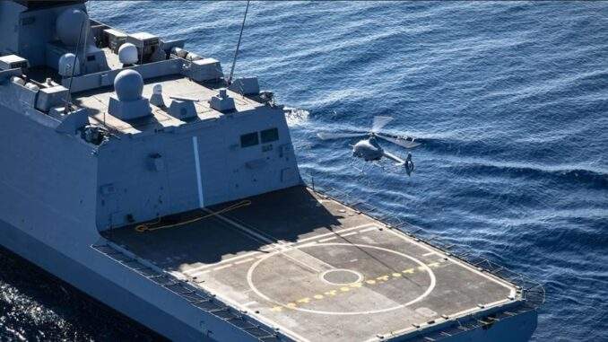 فرنسا توقّع اتفاقًا إطاريًا مع “إيرباص” و”نافال غروب” لتوريد وتكامل أنظمة SDAM البحرية بدون طيار