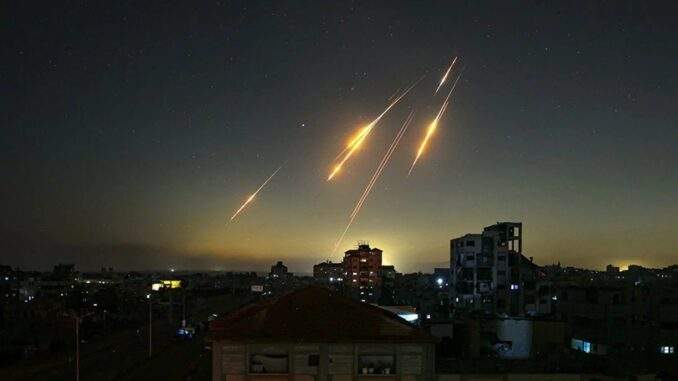 اليوم الرابع للحرب.. قراءة في تصريحات المسؤولين ومتطلبات إسقاط النظام الإيراني