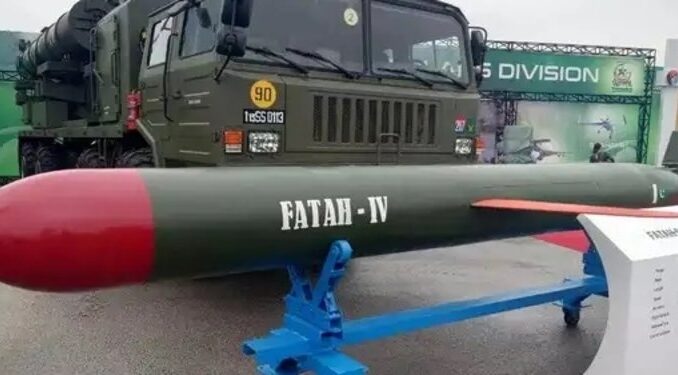 باكستان تُكمل بنجاح اختبار صاروخ “فتح-4” الكروز.. تحديث نوعي في ترسانة الضربات التقليدية