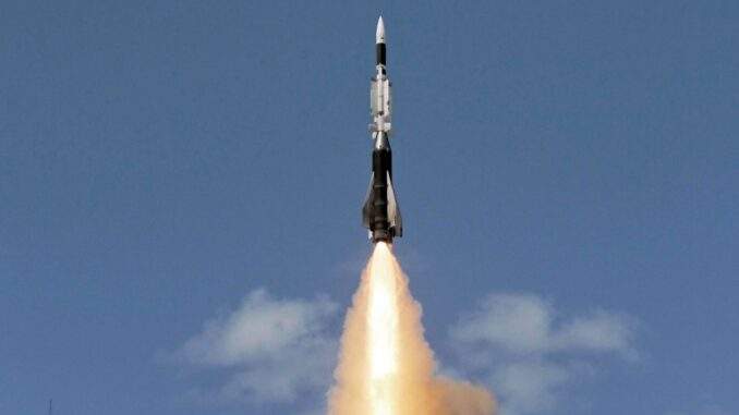 إطلاق ناجح لصاروخ ASTER B1NT يؤكد قدراته في الدفاع الجوي بعيد المدى