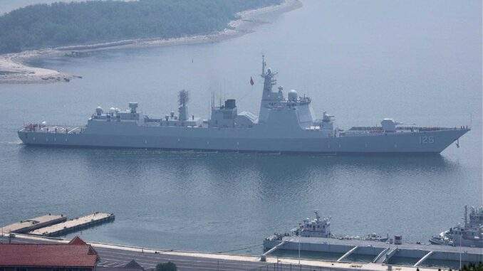 الصين تكشف عن صواريخ فرط صوتية على متن مدمرات 052DM!