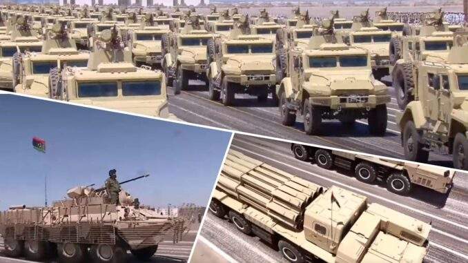 الجيش الوطني الليبي يستعرض قوته في بنغازي: قفزة نوعية في التسليح الروسي