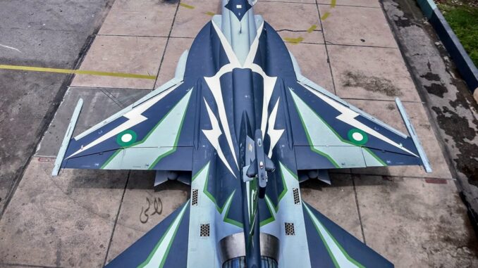 باكستان تسلم أذربيجان الدفعة الأولى من مقاتلات JF-17 Thunder Block III في صفقة تاريخية بقيمة 4.6 مليار دولار