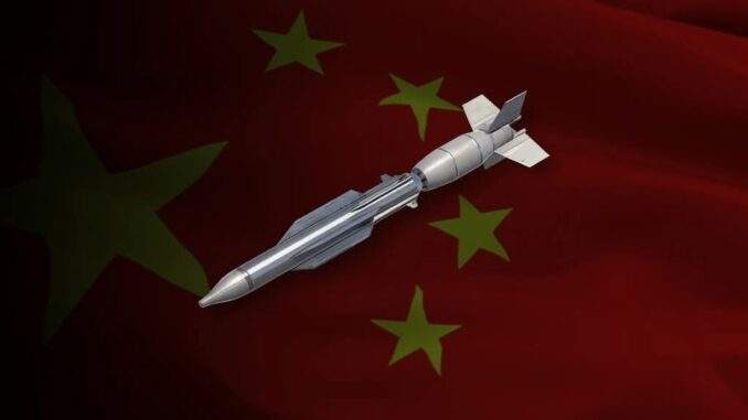 الصين تكشف “الصاروخ السري” DF-100: سلاح خارق للسرعة يهدد القواعد الأميركية في المحيط الهادئ