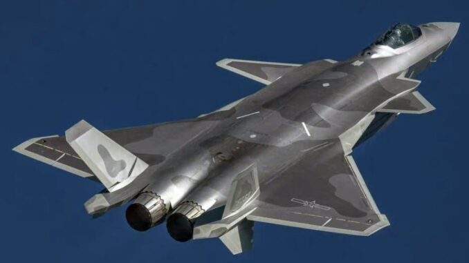 مقاتلات J-20 الصينية في سماء مصر؟ صفقة مرتقبة تهدد التفوق الإسرائيلي