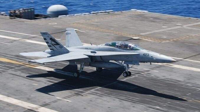 طائرة إف/أ-إف18 سوبر هورنيت