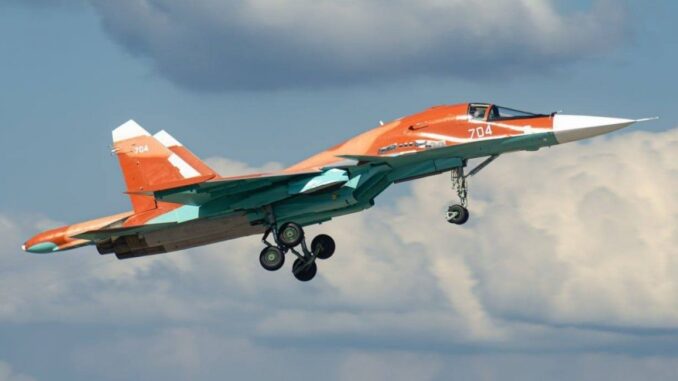 الجزائر تعزز قوتها الجوية بطائرات “سو-34”: خطوة استراتيجية أم تحدٍ جديد؟