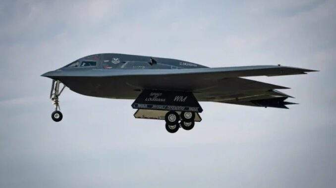 قاذفات “بي-2” الشبحية: تفاصيل عن أطول مهمة هجومية تستهدف منشأة فوردو النووية