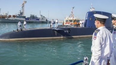 بسبب “خطأ بشري”.. حريق يضرب غواصة حربية إسرائيلية والأضرار كبيرة