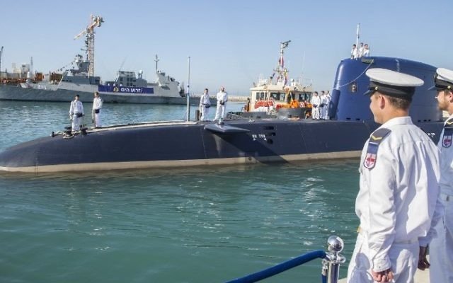 بسبب “خطأ بشري”.. حريق يضرب غواصة حربية إسرائيلية والأضرار كبيرة