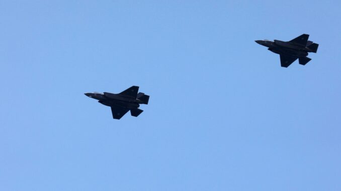 إسرائيل تنفذ تدريبات جوية تحاكي هجوم مصر في حرب أكتوبر