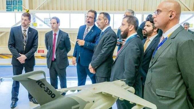 هل تصبح السعودية مركزًا إقليميًا لصناعة الطيران؟ تفاصيل الشراكة مع “إمبراير” البرازيلية