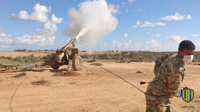 الجيش التركي ينظم تدريبات رماية بالأسلحة الثقيلة للقوات الليبية