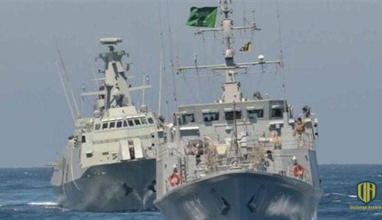 بالفيديو: البحرية السعودية تجري مناورة للرماية بالصواريخ على الأهداف البحرية