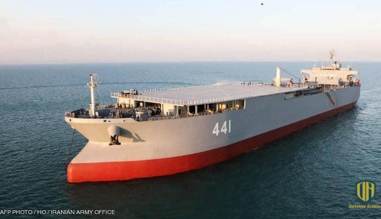 بالتزامن مع توتر متصاعد.. مناورة صاروخية للبحرية الإيرانية في خليج عمان