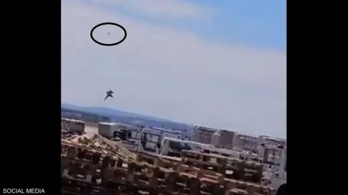 تحطم مقاتلة من طراز “إف – 18” في إسبانيا (فيديو)