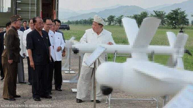 كيم جونغ أون يشاهد اختبار أداء لمسيّرات كورية شمالية