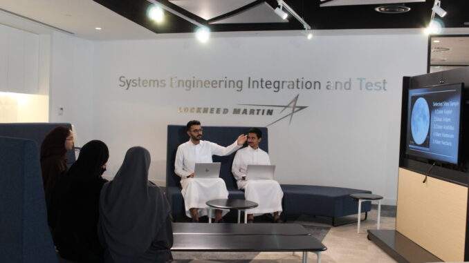 البرنامج التدريبي الصيفي للوكهيد مارتن يمنح فرصا تدريبية مميزة لعدد من الطلبة السعوديين لصقل مهاراتهم العملية