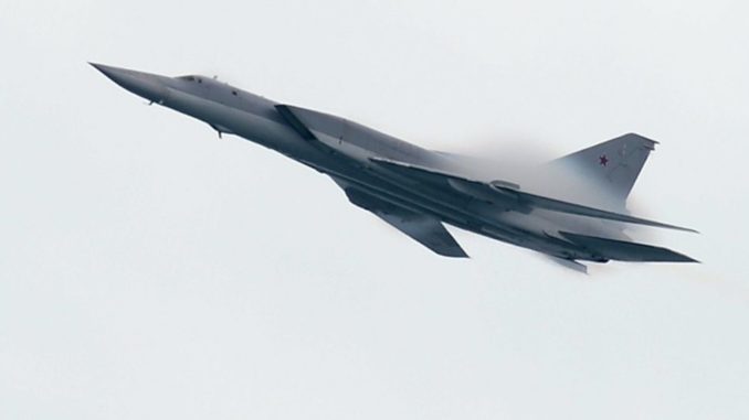 فيديو: قاذفة “تو-22” تطلق صاروخ “خي-22” المضاد للسفن