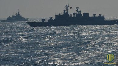 البحرية الأميركية تعلن التوصل إلى ردع حذر مع إيران في البحر