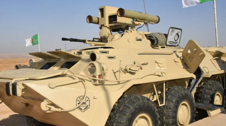 بالصور: مدرعات “بي تي إر-80” الجزائرية مع نظام “كورنيت”