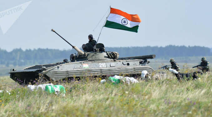 وزير الدفاع الهندي: الهند ستتوقّف عن استيراد عتاد عسكري