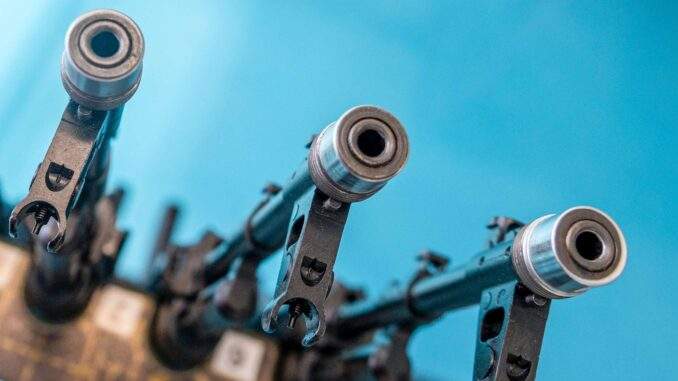 أفضل 8 بنادق هجومية في العالم لعام 2025