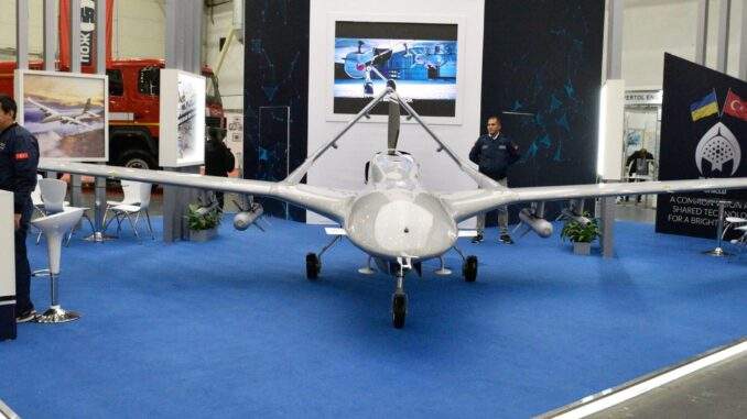 الطائرات المسيّرة التركية تعزز القدرات الدفاعية الكويتية