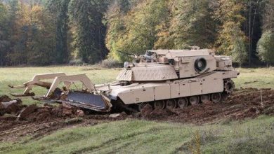 صفقة أسلحة متعثرة.. بلغاريا توقف إرسال 100 مدرعة لأوكرانيا