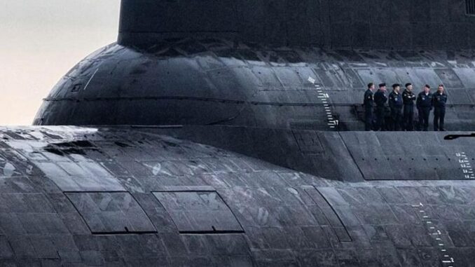 الغواصات الروسية تثير قلق واشنطن.. مقارنة بين الغواصات النووية الأمريكية والروسية