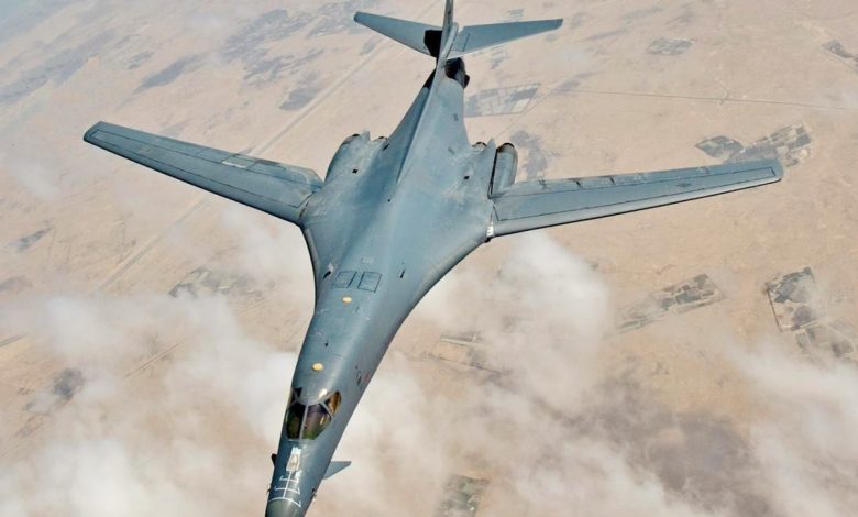 “ميلتاري واتش”: القاذفة الأمريكية  “B-1B Lancer” لا يمكنها البقاء في الأجواء المناخية القاسية