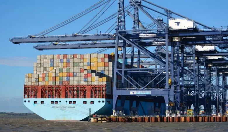 الحوثيون يختطفون سفينة شحن ترفع العلم الإماراتي