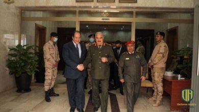 خليفة حفتر يناقش مع رئيس المخابرات المصرية “ملفات أمنية مشتركة”