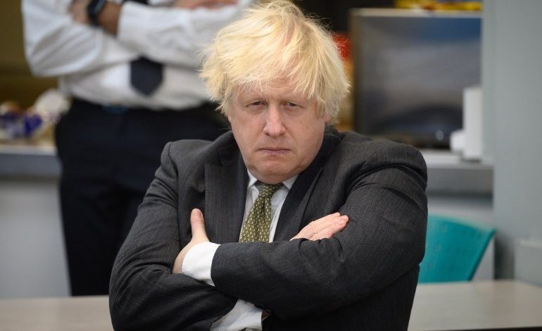 رئيس الوزراء البريطاني: لندن ستقدم أسلحة فتاكة لأوكرانيا