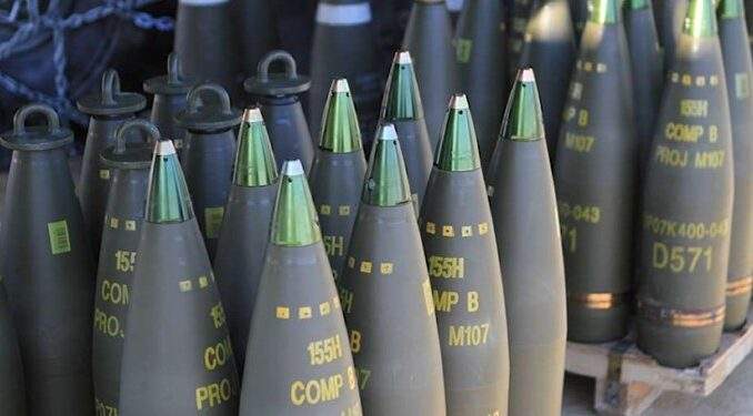 انخفاض إمدادات قذائف المدفعية الأميركية لأوكرانيا بمقدار الثلث