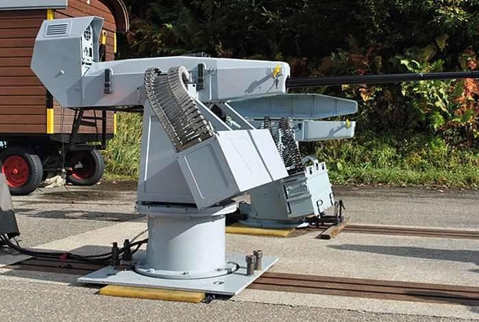 الولايات المتحدة تمنح “راينميتال” عقدًا لتزويد البحرية  المصرية بمدافع رشاشة