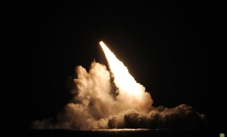 البنتاغون يختبر بنجاح صاروخين من طراز Trident II