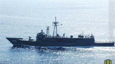 البحرية المصرية والأمريكية تنفذان تدريبًا بحريًا عابرًا بنطاق البحر الأحمر