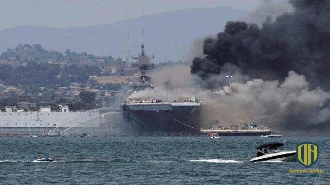 وسائل إعلام: حريق السفينة الحربية “بونهوم ريشارد” قد يكون متعمدا