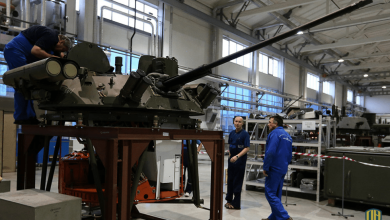 الجزائريون يجتهدون لتطوير مخزون دباباتهم المتقادم