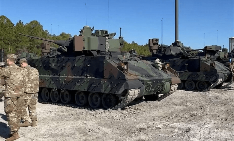 الجيش الأمريكي يتسلّم النسخة المحدثة من مركبة برادلي القتالية.. هذه أبرز مميزاتها