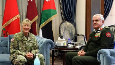 الأردن يبحث مع أمريكا وبريطانيا سبل تعزيز التعاون العسكري