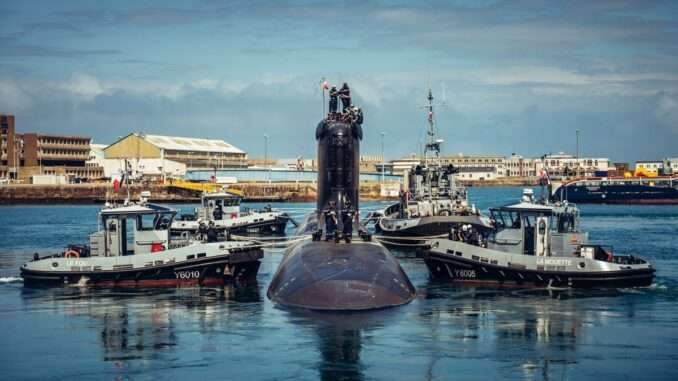 البحرية الفرنسية تُكمل بنجاح أولى تجارب غواصتها النووية الهجومية “تورفيل”