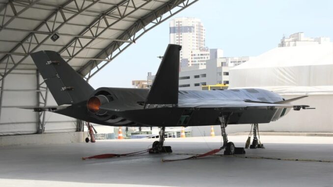 الرئيس التركي يكشف عن موعد الإنتاج التسلسلي لمسيّرة “قزل إلما” الحربية