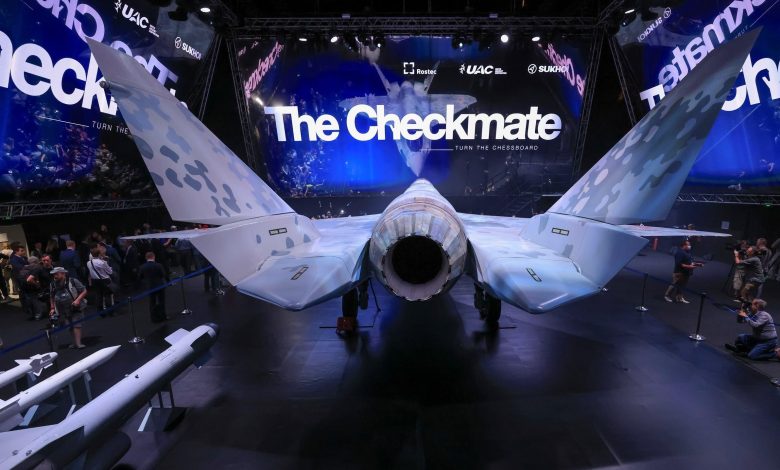 هل يتمكن الروس من توجيه ضربة لأمريكا وإقناع الإمارات بشراء مقاتلة “سو-75″؟