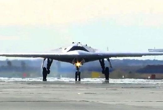 ذكاء مسيرة “أوخوتنيك” يتيح لها العودة إلى المطار حتى في حال فقدان الاتصال معها