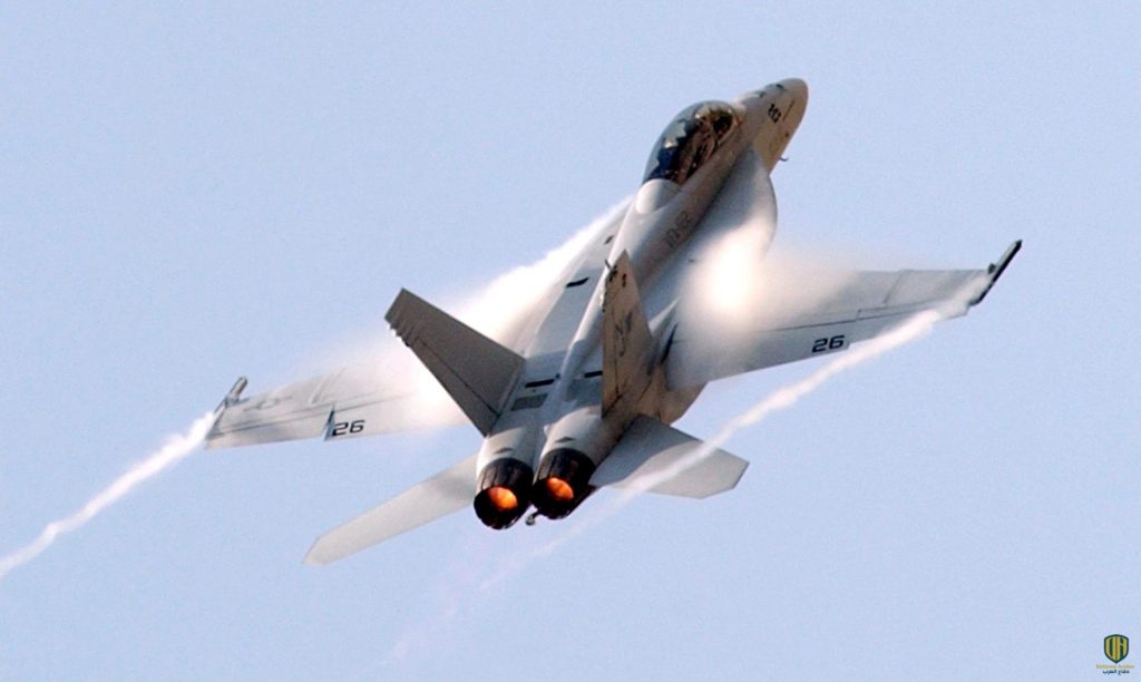 طائرة "إف/إيه-18" التابعة للبحرية الأمريكية