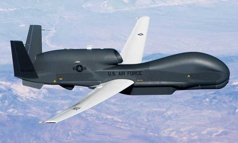 إيران ترصد مسيّرات أميركية قرب منطقة مناورات الجيش وتنذرها بالمغادرة